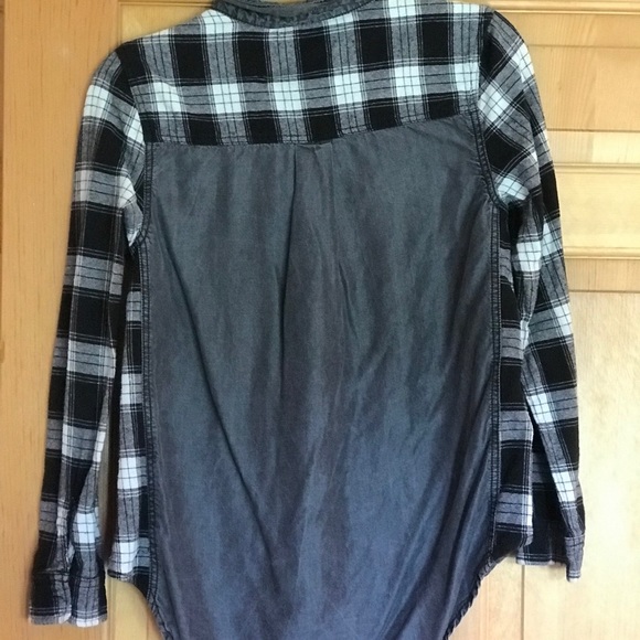 Kenzie plaid long sleeve shirt - Picture 2 of 2